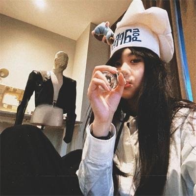 铁窗外的春天